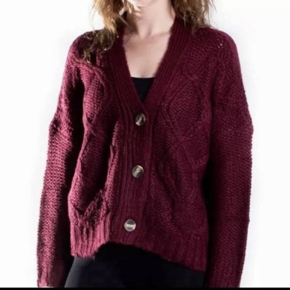RAG SUPPLY Fisherman Cable Knit Cardigan Button Front - Red - Small